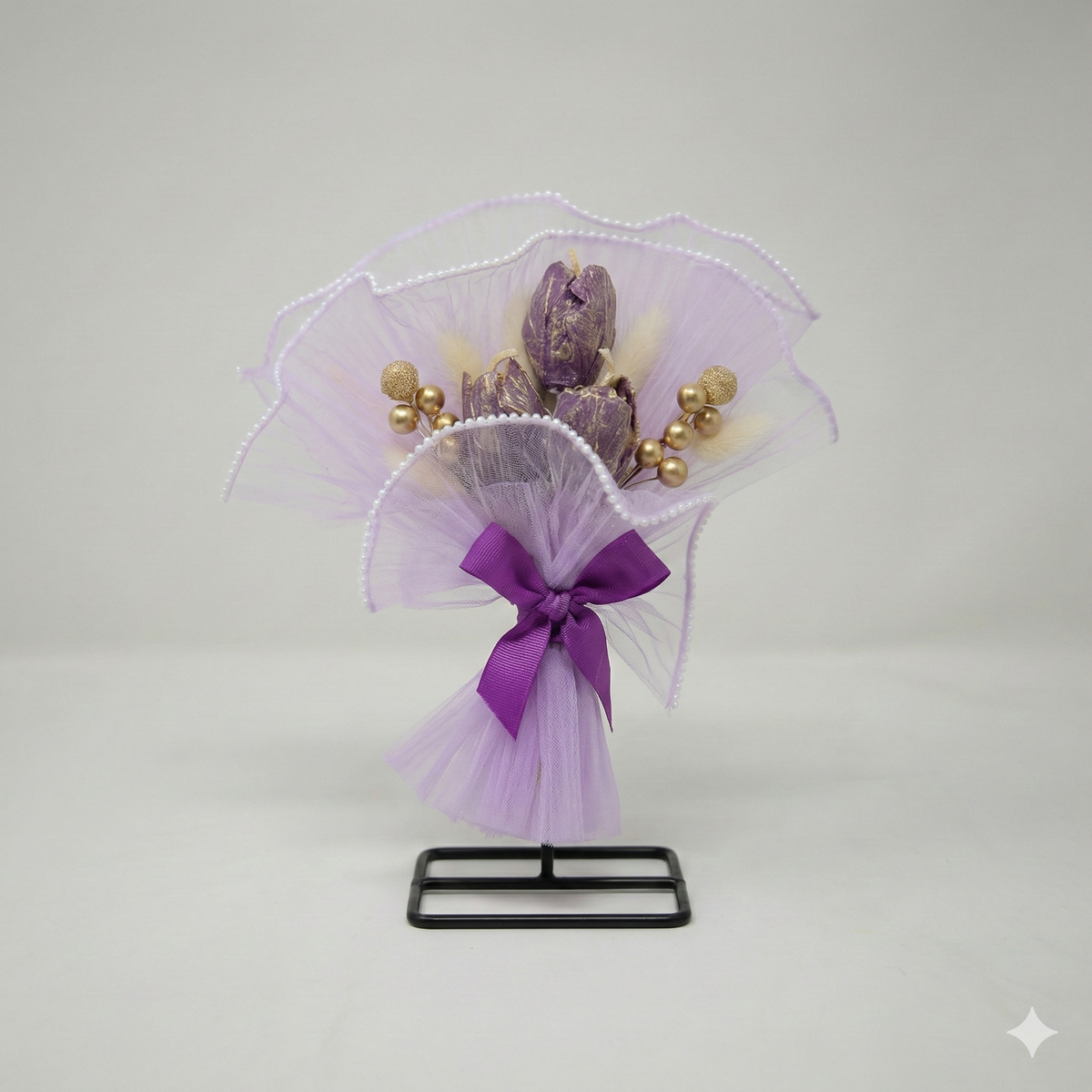 Amethyst Veil Bloom – Handcrafted Floral Candle Bouquet by Sage & Herbs