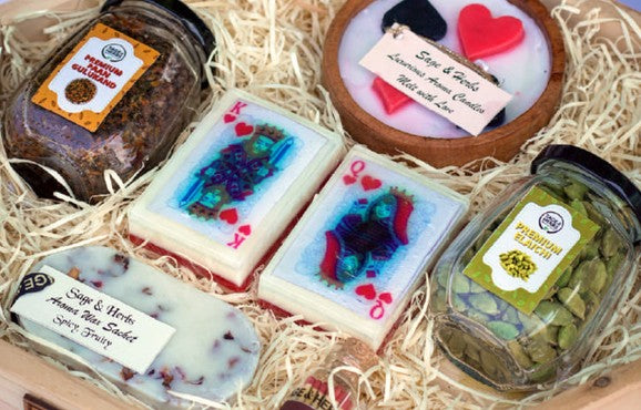 Ace Your Diwali Hamper