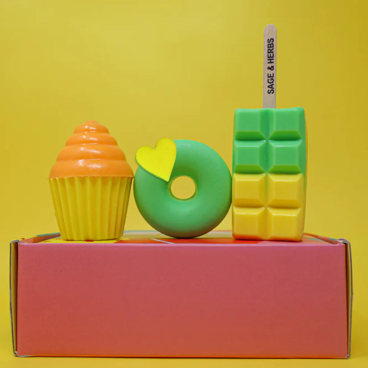 Artisanal Dessert Soap (550g) – Handcrafted, Indulgent & Moisturizing Bath Treat