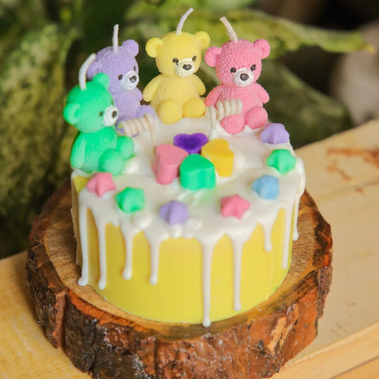 Birthday Cake Candle: Handcrafted Soy Wax Celebration Candle (450g)