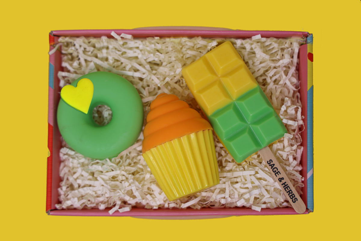 Artisanal Dessert Soap (550g) – Handcrafted, Indulgent & Moisturizing Bath Treat