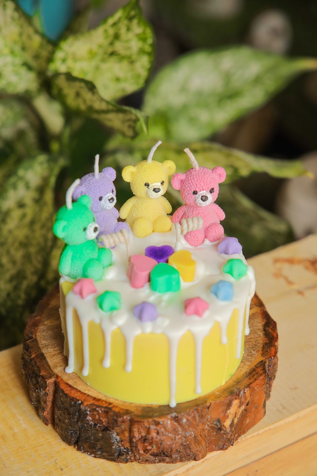 Birthday Cake Candle: Handcrafted Soy Wax Celebration Candle (450g)
